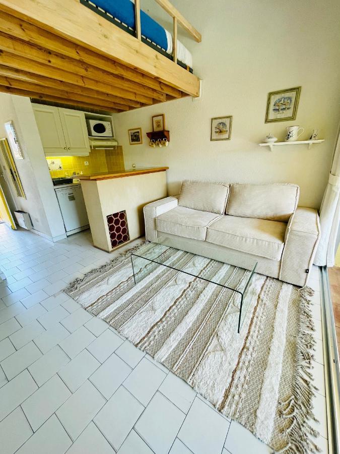 Bel Appartement Avec Mezzanine, Vue Mer Et Piscine Cogolin Zewnętrze zdjęcie