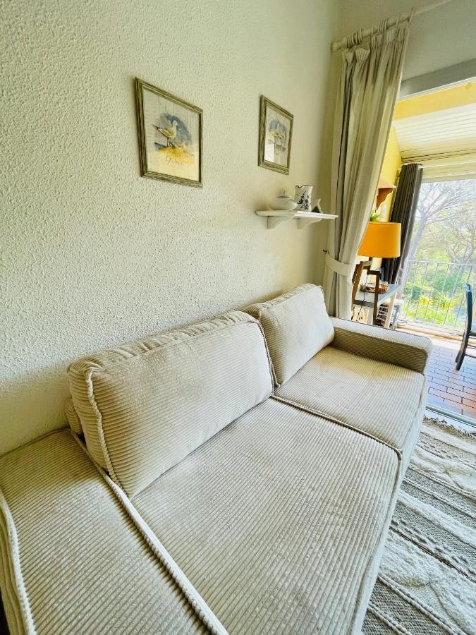 Bel Appartement Avec Mezzanine, Vue Mer Et Piscine Cogolin Zewnętrze zdjęcie